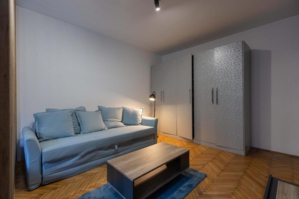 Lumiere Luxe Suites Belgrad Exteriör bild